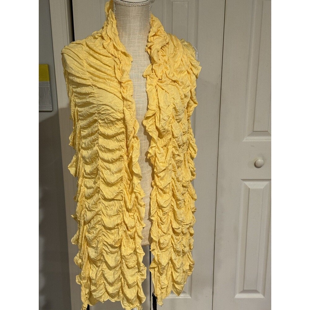 Eddie Bauer 100% Viscose Yellow Lightweight Gathered Scarf  Granny Cottage Core